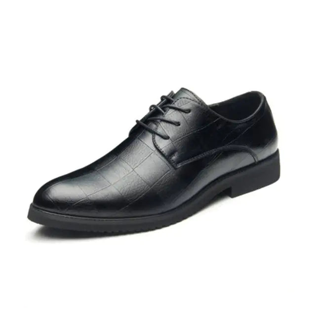 Zapatos con cordones y suela gruesa