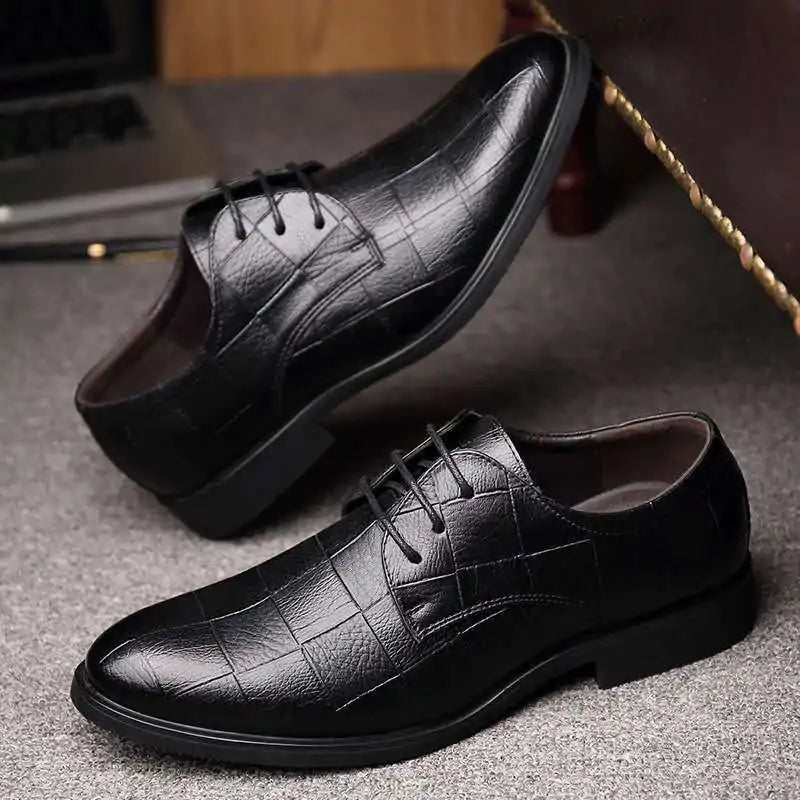 Zapatos con cordones y suela gruesa