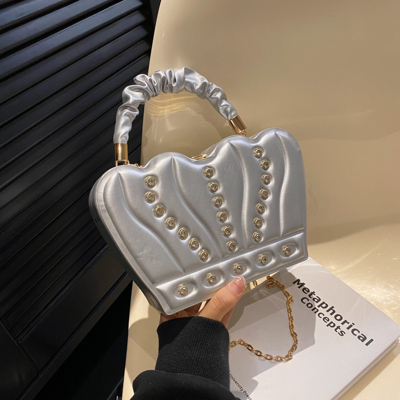 High-grade Elegant Shoulder Messenger Bag