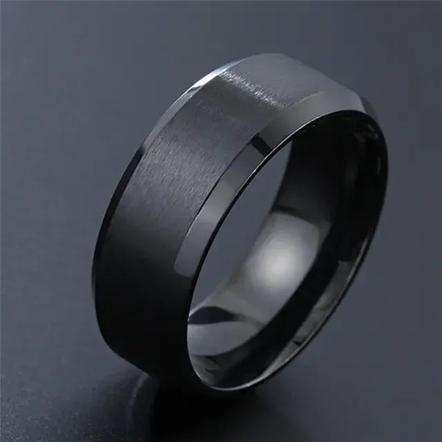 Anillo de plata negra con ranuras para hombre