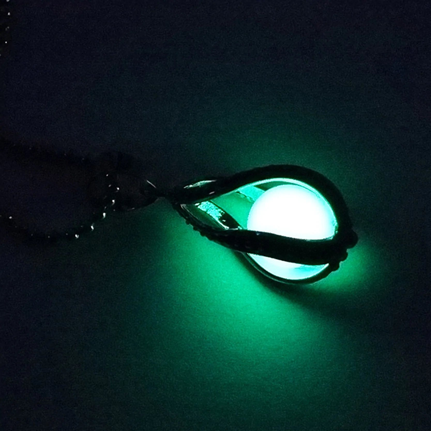 Collar colgante luminoso