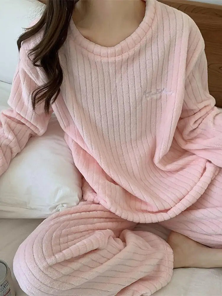 Conjunto de pijama de terciopelo suave para invierno