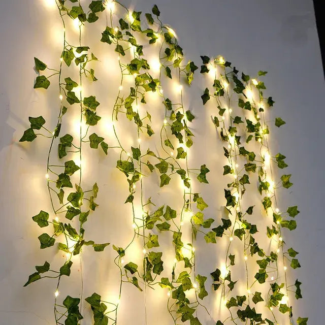 Battery-Powered Flower and Green Leaf String Lights