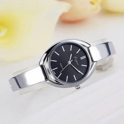 Fashionable Korean Alloy Women's Watch with Diamonds Frugal Finds Galore