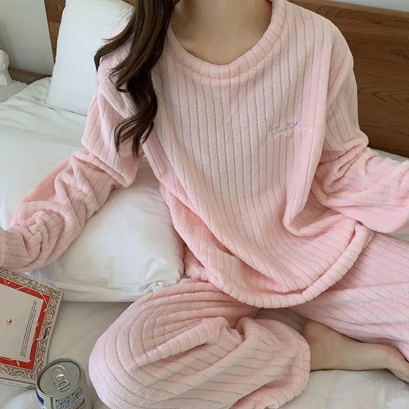 Conjunto de pijama de terciopelo suave para invierno