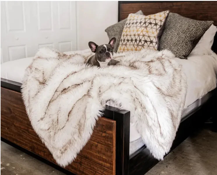 Luxury Waterproof Plush Pet Blanket – Super Soft & Washable