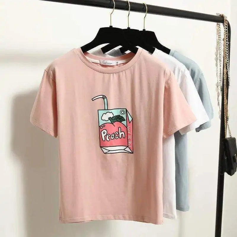 Camiseta con bebida de melocotón