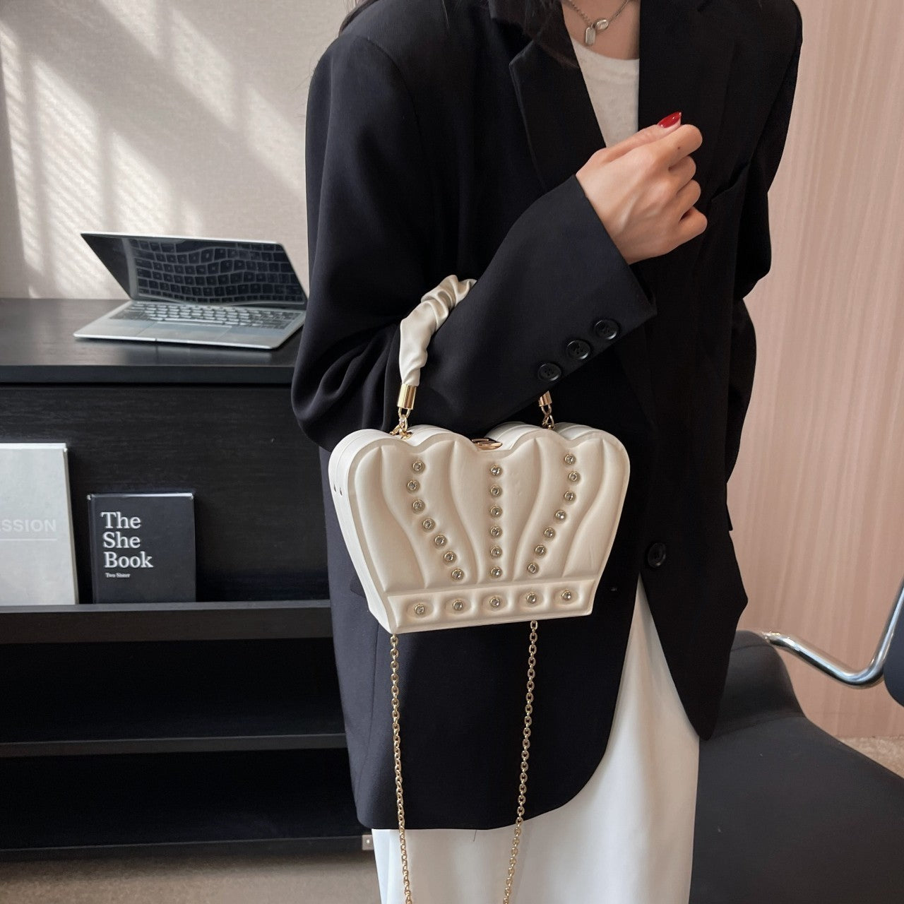 High-grade Elegant Shoulder Messenger Bag