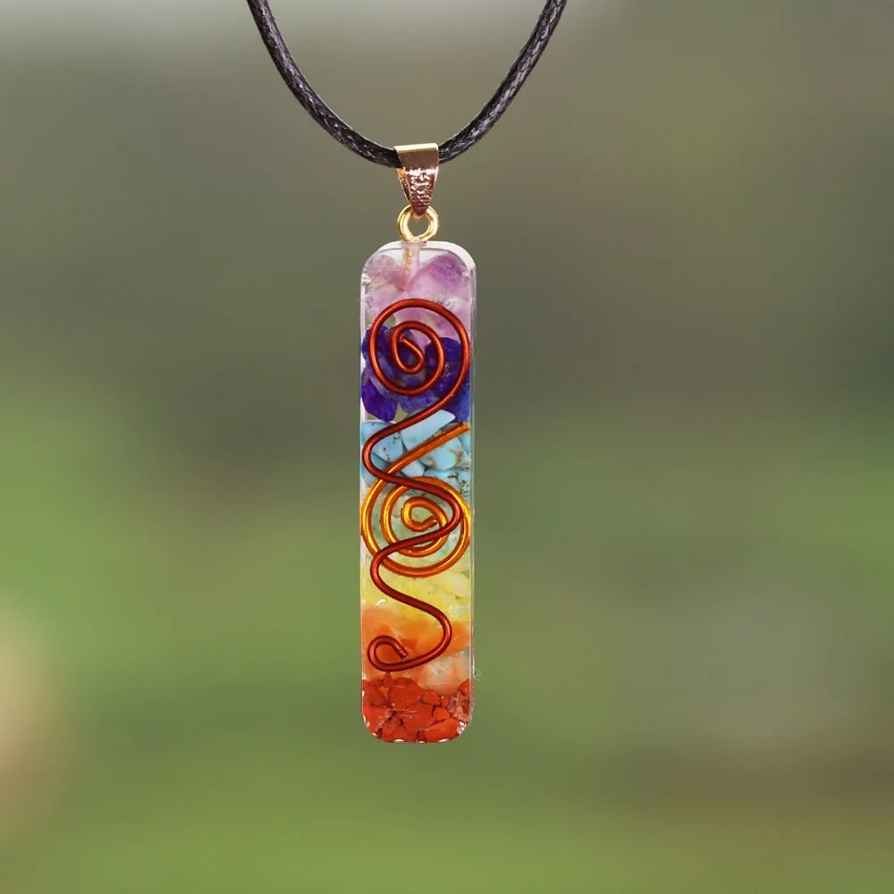 Collar de energía del chakra del arco iris