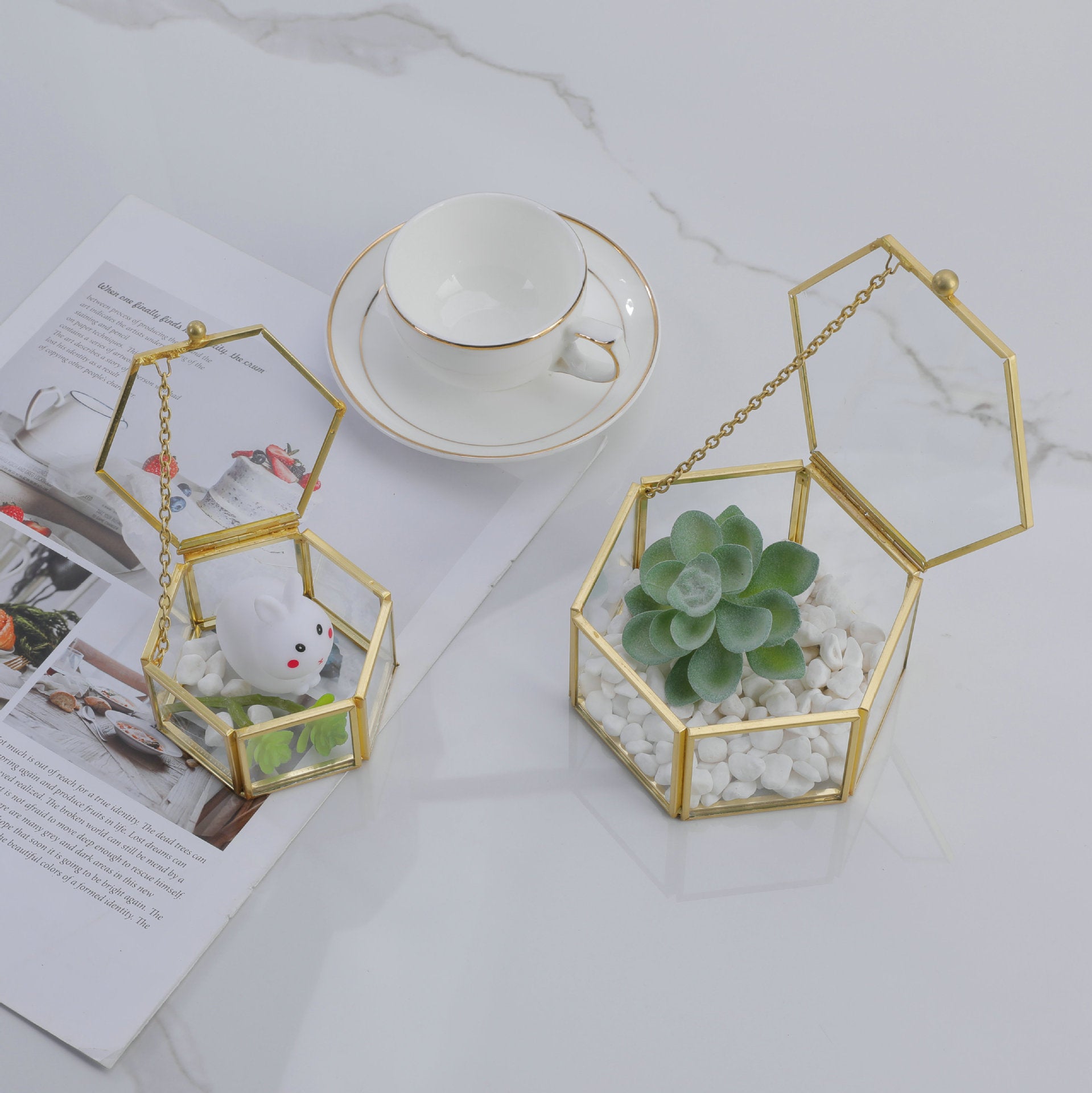 Three-dimensional Glass Dust-proof Greenhouse