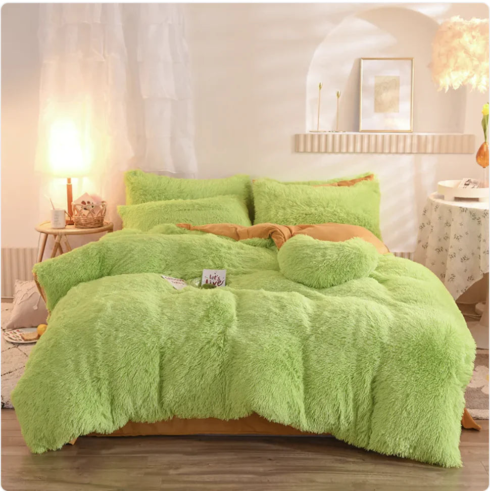 Luxury Plush Fleece Bedding Set - Queen & King Sizes, Warm Quilt Cover & Pillowcases