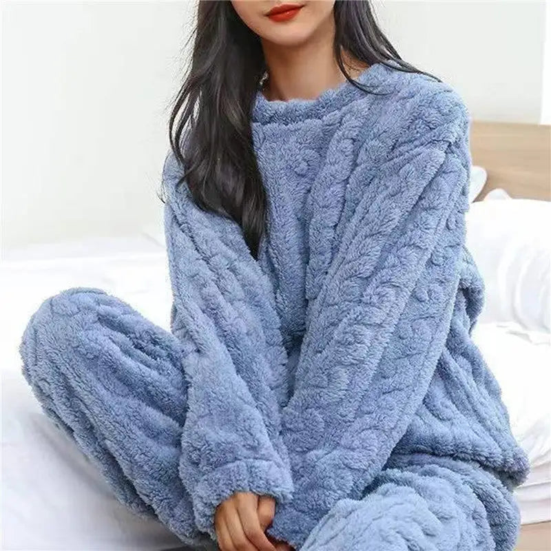 Pijama de polar acogedor para mujer