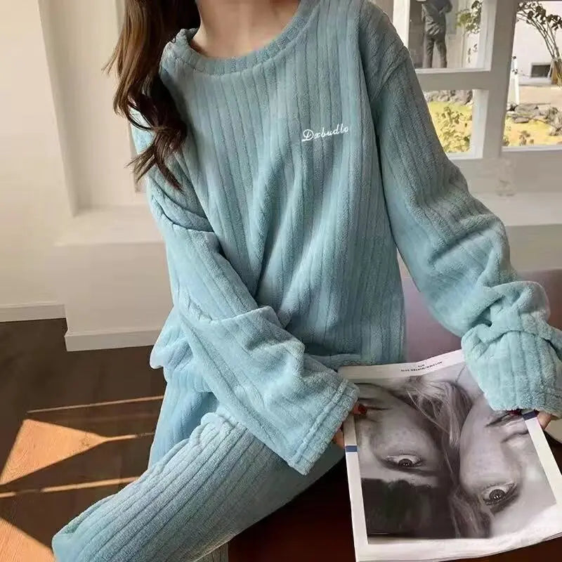 Conjunto de pijama de terciopelo suave para invierno