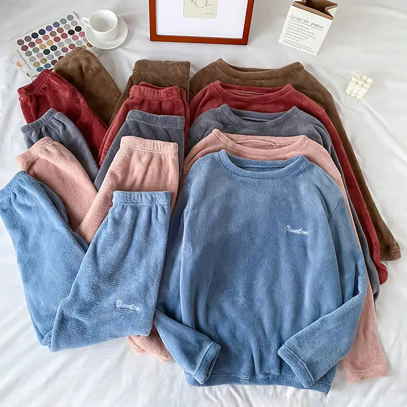 Conjunto de pijama de terciopelo suave para invierno